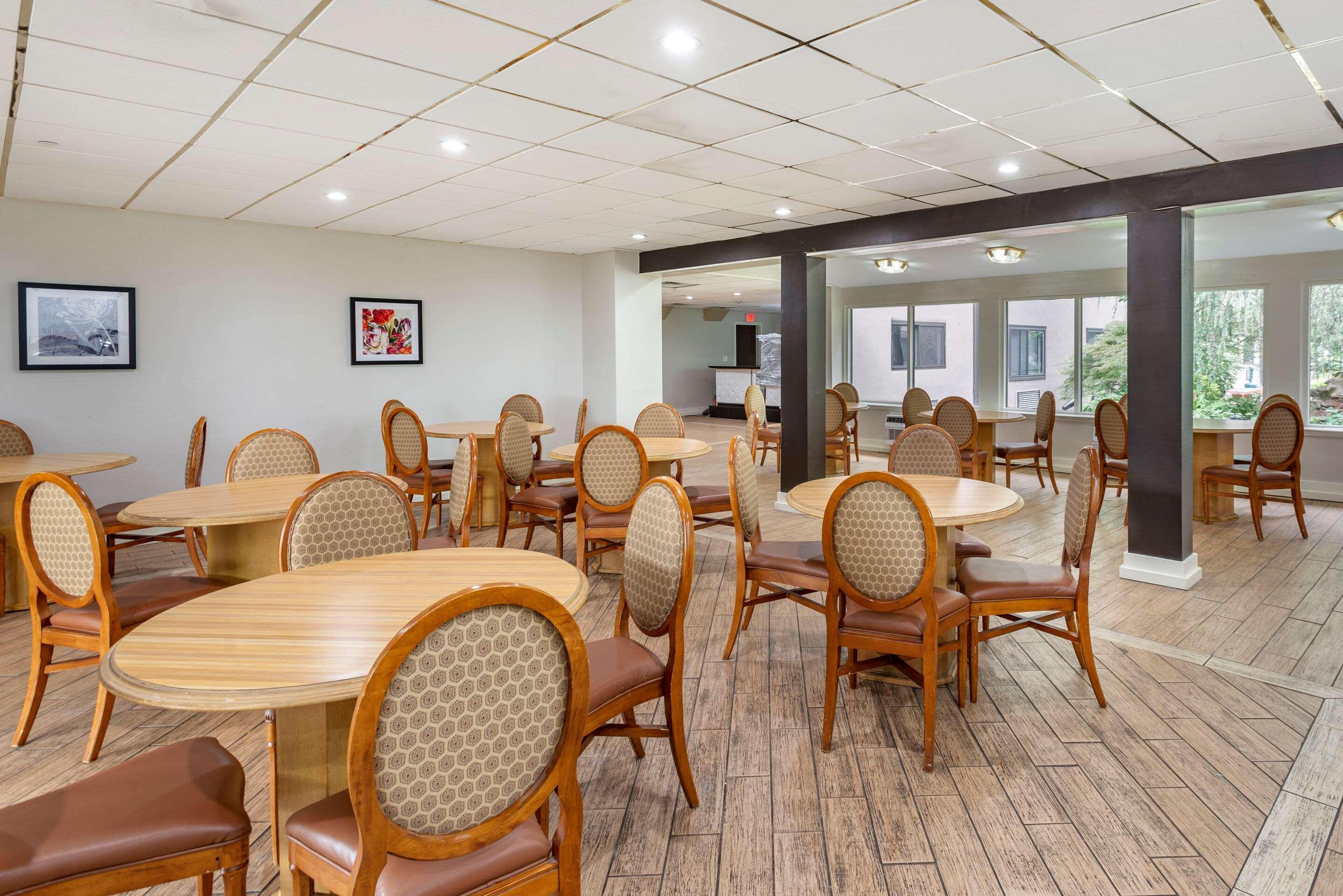 Somerset Lofts Екстериор снимка